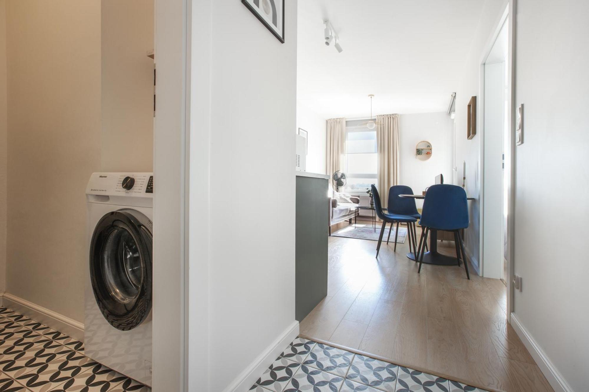 Komfortowy Apartament Z Balkonem I Parkingiem ヴロツワフ エクステリア 写真