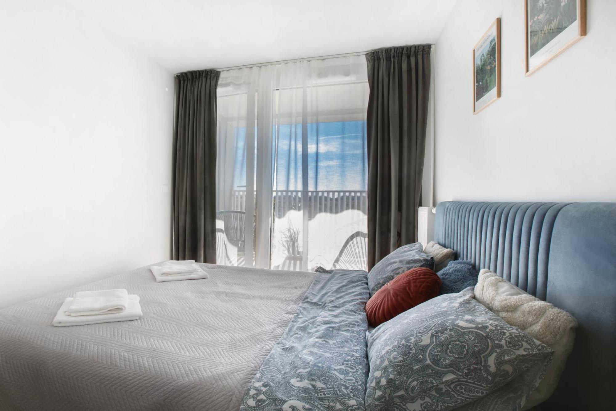 Komfortowy Apartament Z Balkonem I Parkingiem ヴロツワフ エクステリア 写真