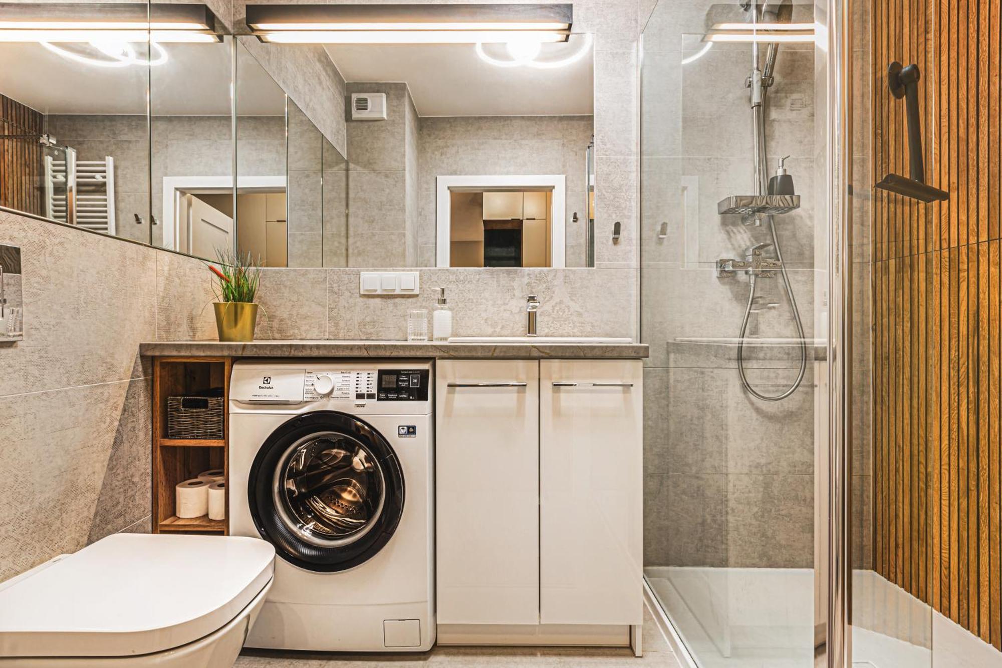 Komfortowy Apartament Z Balkonem I Parkingiem ヴロツワフ エクステリア 写真